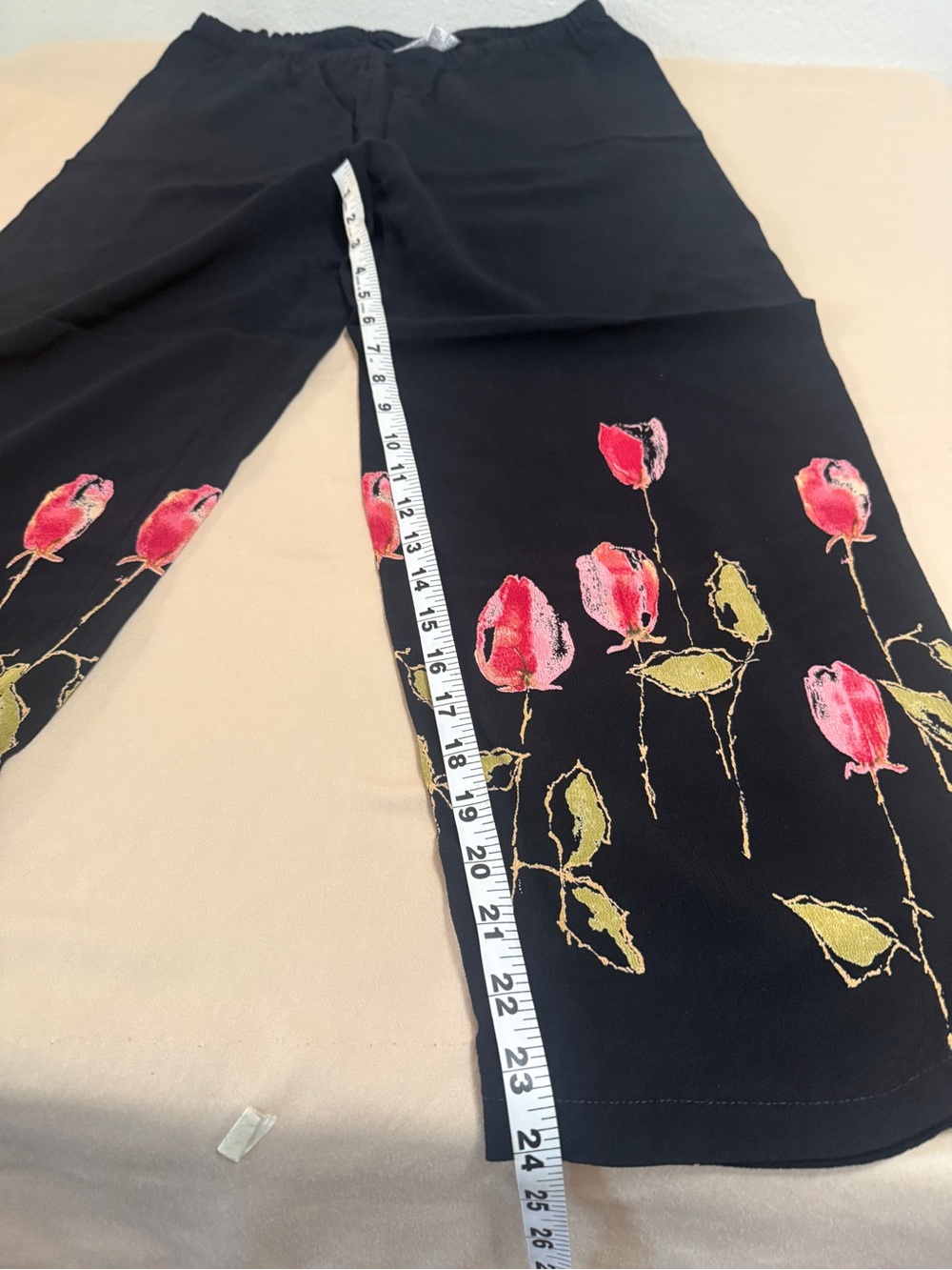 Chico's Black Cropped Ankle Pants - Size 3
